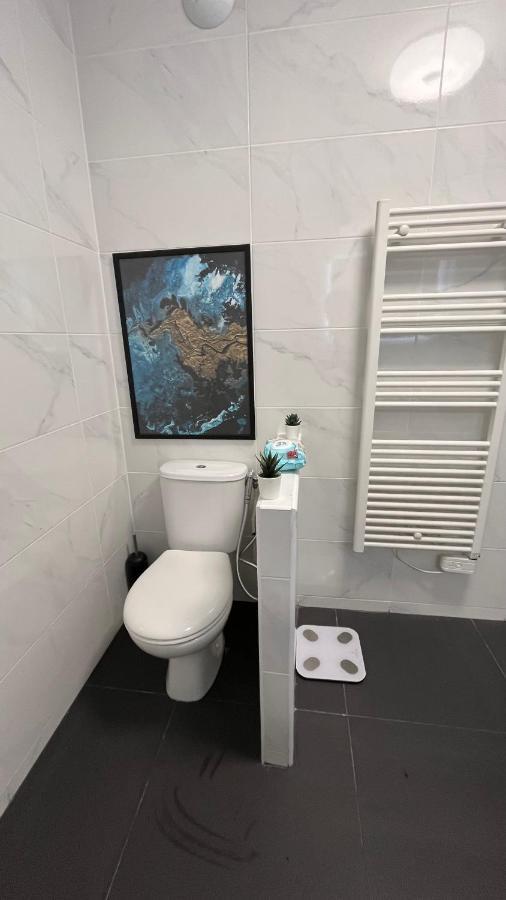 Appartement Vert Corbeil-Essonnes Exteriör bild